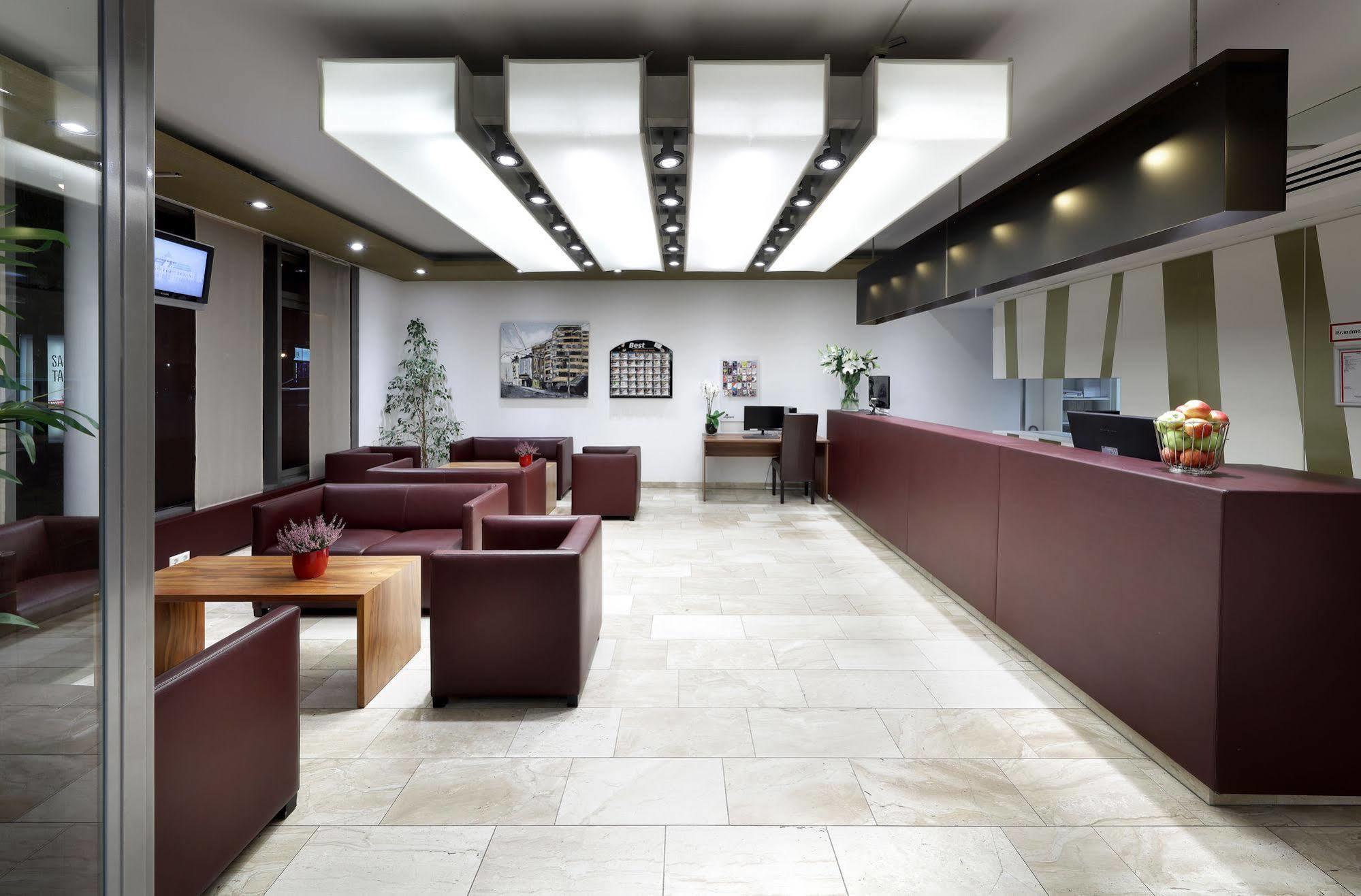 Eurostars Embassy Hotel Vienna Exterior photo