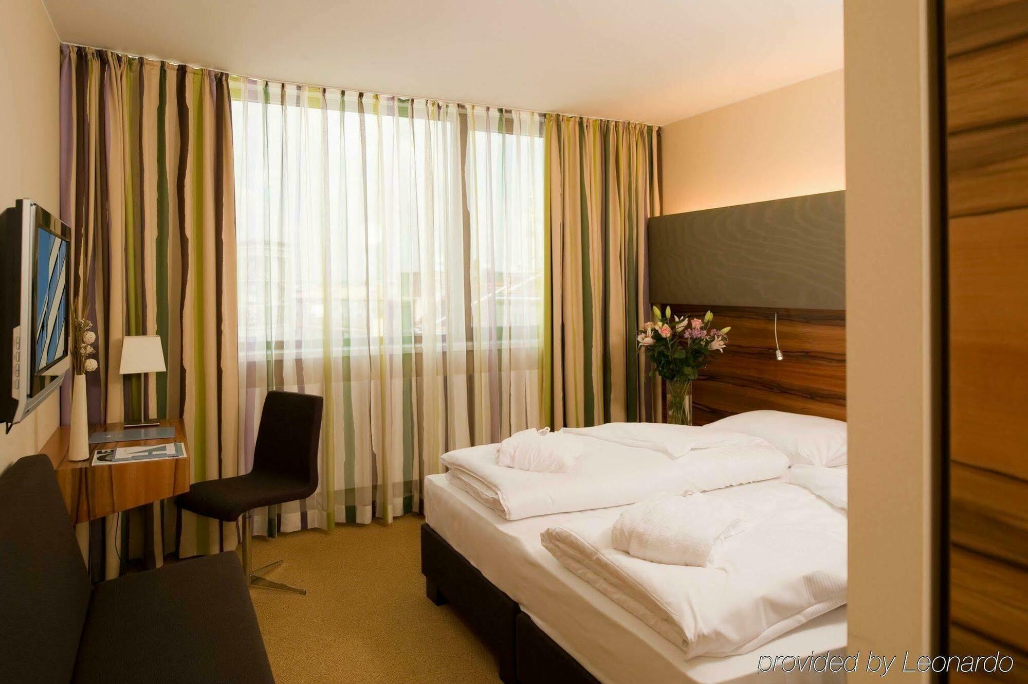 Eurostars Embassy Hotel Vienna Exterior photo